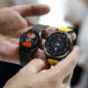 O Galaxy Watch 7, à esquerda, e o Galaxy Watch Ultra (Bloomberg)