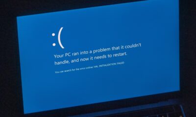 Uma tela de falha azul em um computador portátil após notícias sobre uma grande interrupção mundial. 19/07/2024. (Foto: Andrey Rudakov/Bloomberg)