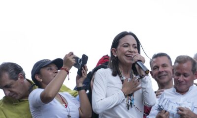 María Corina Machado discursa em um evento pós-eleitoral em Caracas na terça-feira. Fotógrafa: Andrea Hernandez Briceno/Bloomberg