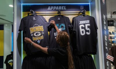 Uma loja temporária da NFL Fanatics em um centro comercial em São Paulo (Tuane Fernandes/Bloomberg)