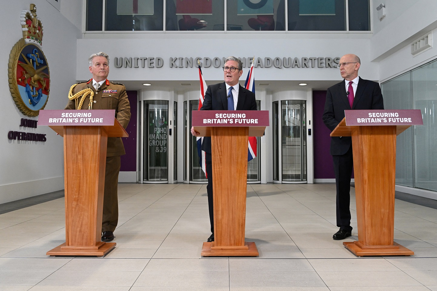 Coletiva de imprensa com líderes britânicos em Londres.