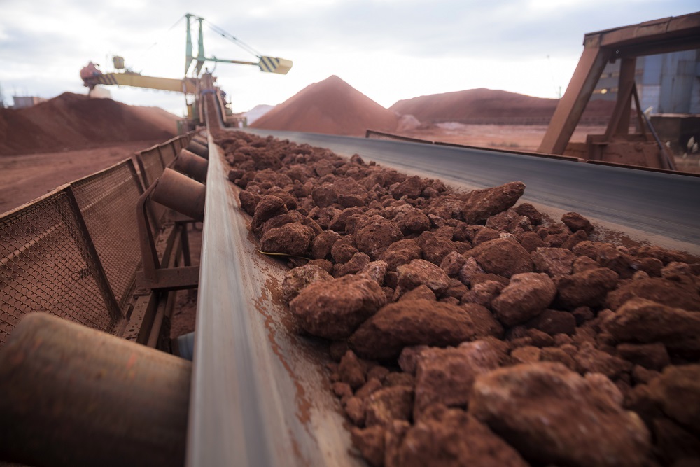 Processo de produção de alumina na planta da Ucrânia.