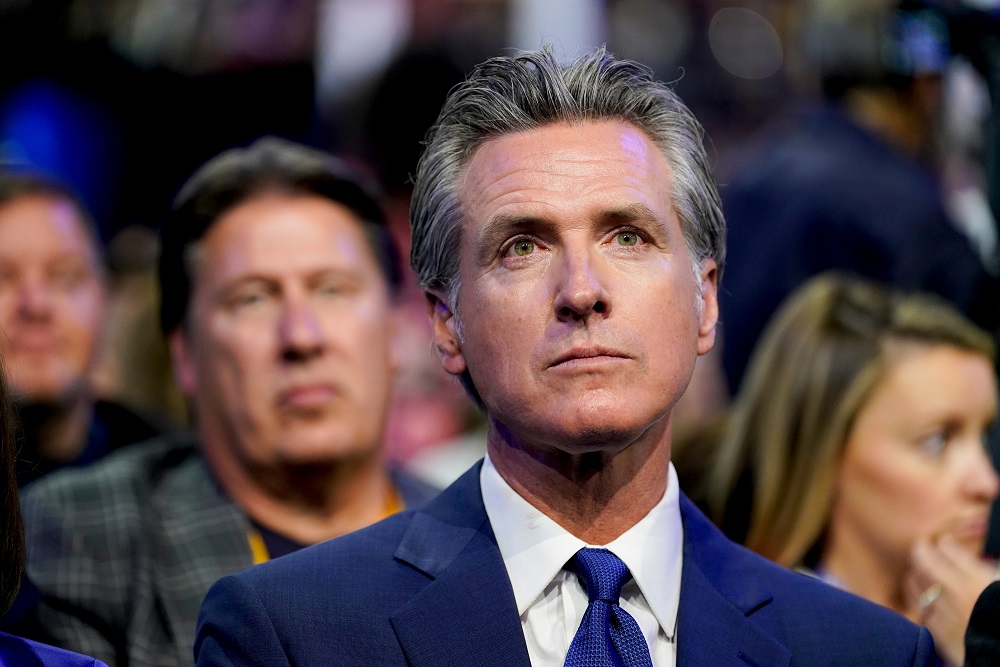 Gavin Newsom durante a convenção