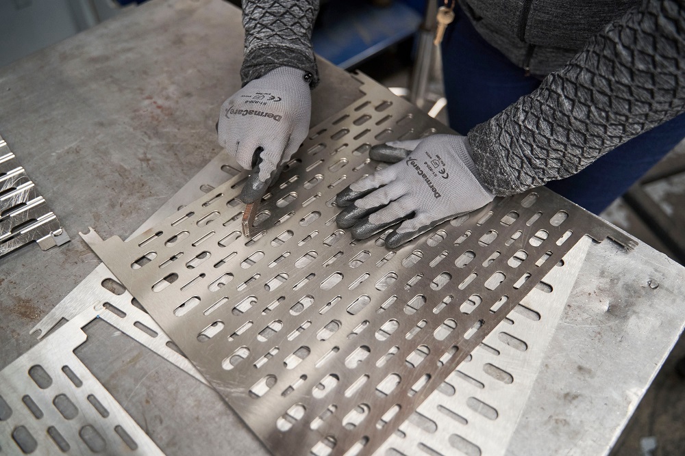 An image depicting auto parts manufacturing.