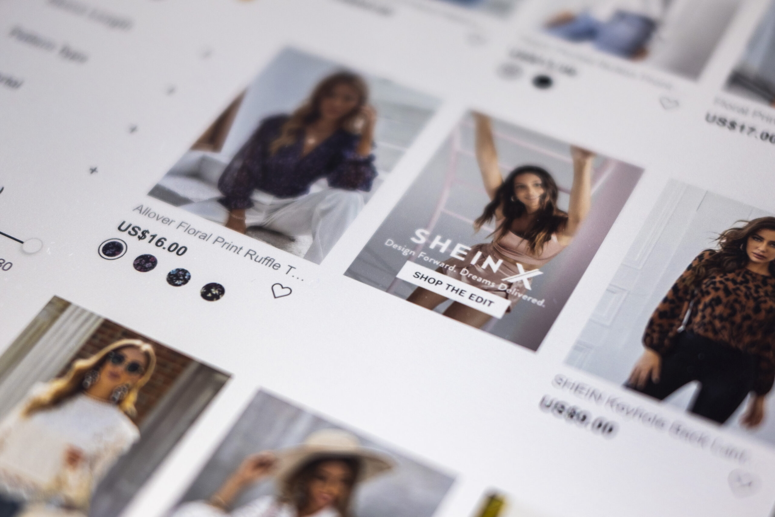 Imagem mostrando a interface do site SheIn
