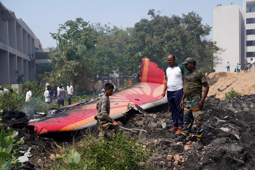 Imagem do acidente do voo AI171 da Air India