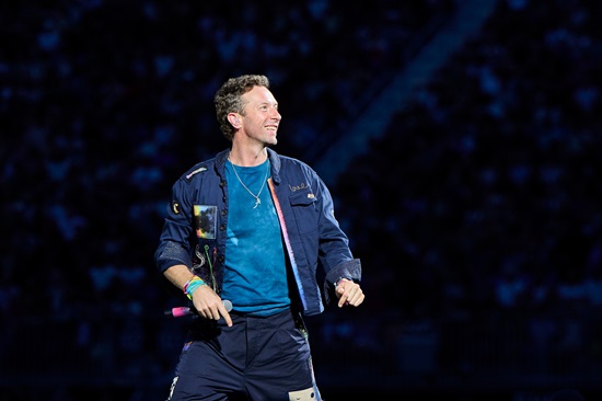 Performance de Coldplay no Estádio Rogers em Toronto.