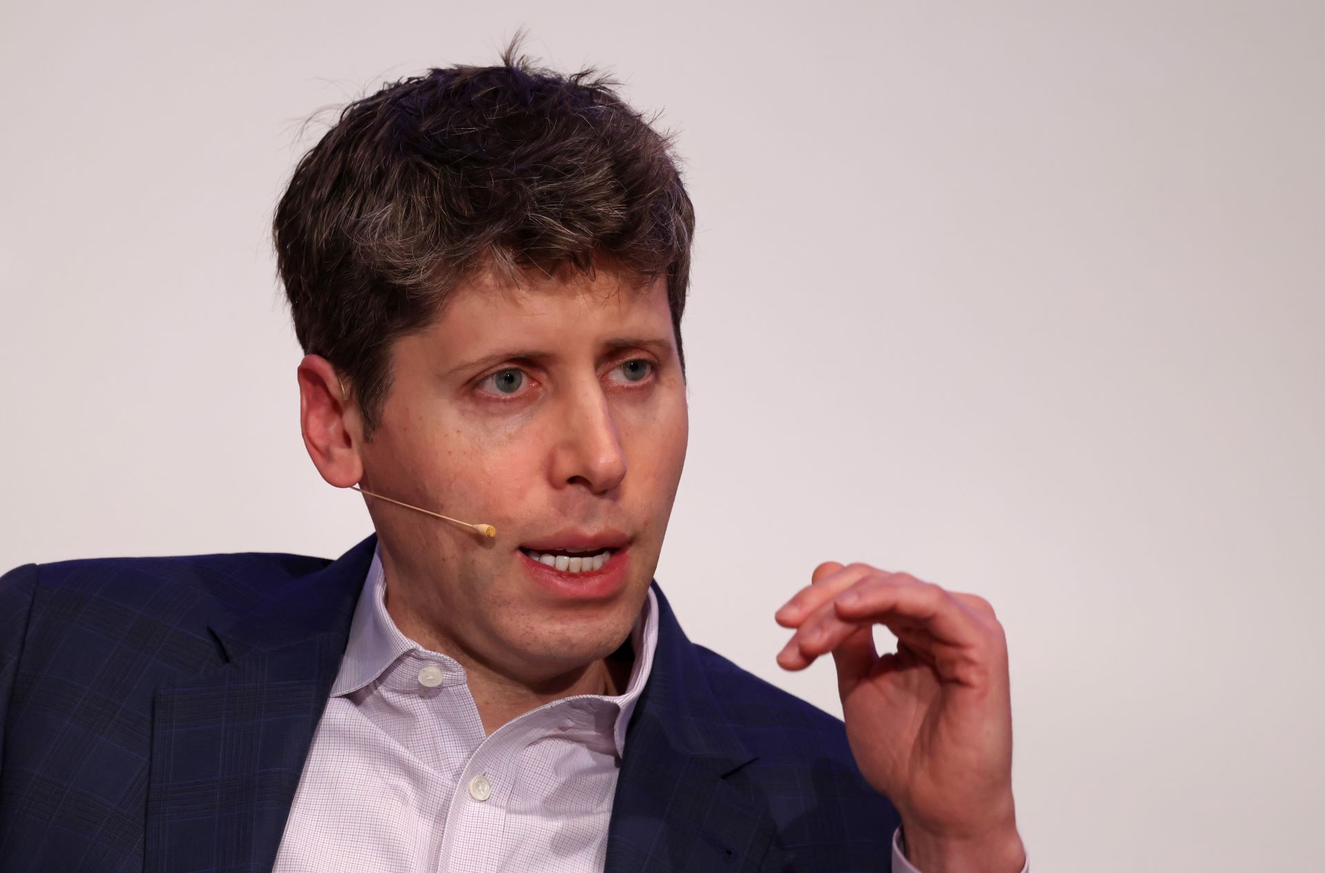 Retrato de Sam Altman, CEO da OpenAI